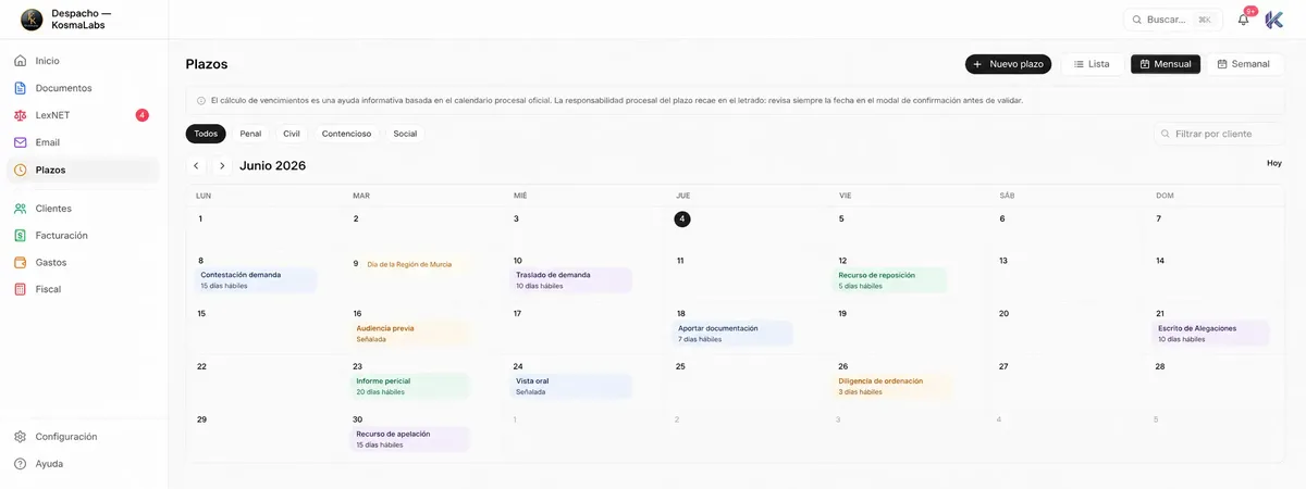 Calendario mensual de plazos procesales con vencimientos por día y festivos autonómicos marcados